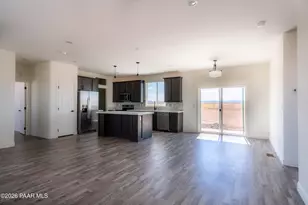 26894 N Chicory Wy, Paulden, AZ 86334 - Photo 11