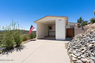 2225 Hillside Loop Rd, Prescott, AZ 86301 - Photo 3