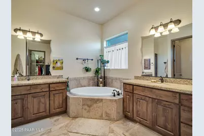 8833 N Grass Valley Lane, Prescott Valley, AZ 86315 - Photo 19