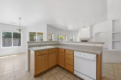 7492 E Peaks Place, Prescott Valley, AZ 86315 - Photo 11