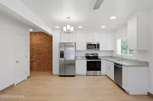533 W Gurley St, Prescott, AZ 86301 - Photo 5