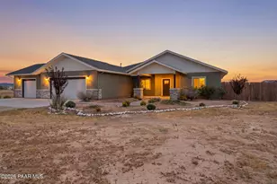 26180 N Vineyard Ln, Paulden, AZ 86334 - Photo 3