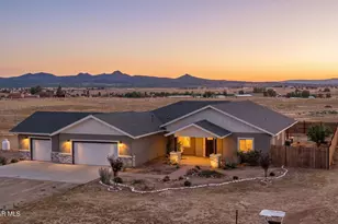 26180 N Vineyard Ln, Paulden, AZ 86334 - Photo 1
