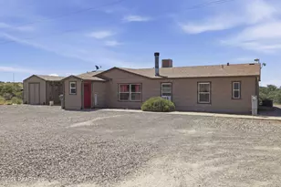 17455 E Old Cherry Rd, Dewey-Humboldt, AZ 86327 - Photo 19
