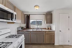20877 E Deer Valley Ln, Mayer, AZ 86333 - Photo 5
