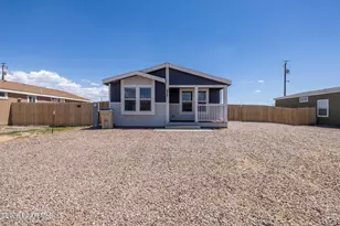 425 W Acapulco Way, Paulden, AZ 86334 - Photo 1
