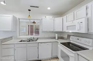 9540 E Whipsaw Ln, Prescott Valley, AZ 86314 - Photo 13