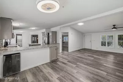 12140 E Obsidian Loop Road, Dewey-Humboldt, AZ 86327 - Photo 11