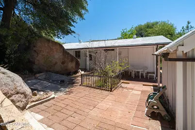 16848 W Juniper Way #1, Yarnell, AZ 85362 - Photo 25