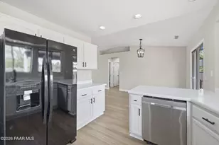 4001 N Navajo Dr, Prescott Valley, AZ 86314 - Photo 9
