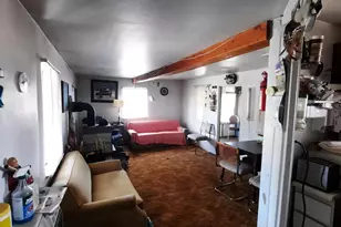 31935 W Calle Belleza, Seligman, AZ 86337 - Photo 11
