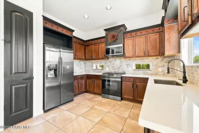 6081 E Haskins Court, Prescott Valley, AZ 86314 - Photo 11