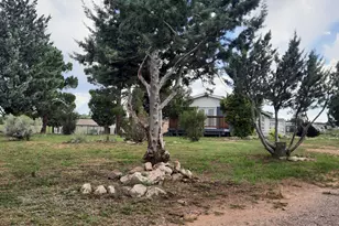2520 N Hohokam Dr, Chino Valley, AZ 86323 - Photo 9