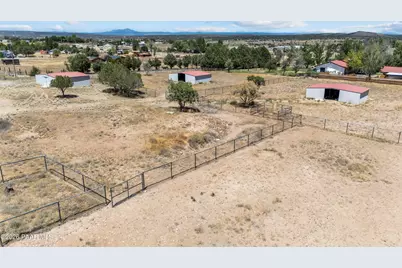 885 W Rolling Hills Road, Paulden, AZ 86334 - Photo 47