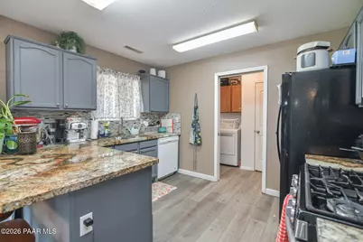 8843 Len Court, Prescott Valley, AZ 86314 - Photo 7