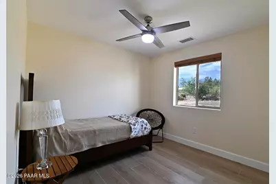 20214 E Mesa Verde Road, Mayer, AZ 86333 - Photo 13