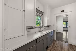 335 N Pleasant St, Prescott, AZ 86301 - Photo 11