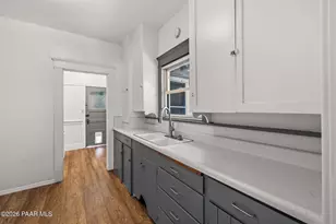 335 N Pleasant St, Prescott, AZ 86301 - Photo 9