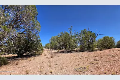 3200 W Poppy Road, Ash Fork, AZ 86320 - Photo 29