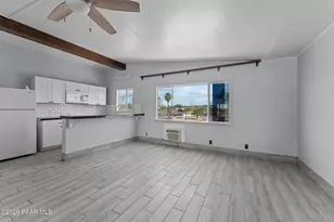 692 W Wickenburg Way, Wickenburg, AZ 85390 - Photo 3