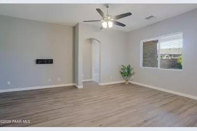 6401 E Endicott Way #11, Prescott Valley, AZ 86314 - Photo 7