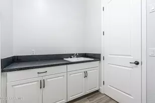 7878 E Hideaway Fls Ct, Prescott Valley, AZ 86315 - Photo 27