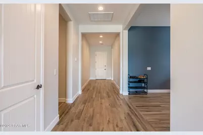7878 E Hideaway Falls Court, Prescott Valley, AZ 86315 - Photo 9