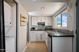 7075 E Airfield Rd, Prescott Valley, AZ 86315 - Photo 31