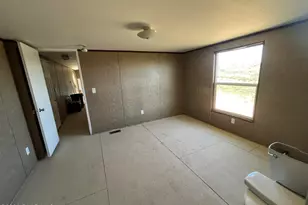 7890 W Putnam Rd, Wilhoit, AZ 86332 - Photo 11