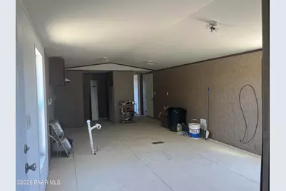 7890 W Putnam Road, Wilhoit, AZ 86332 - Photo 9