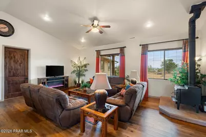 2275 W Canta Libre Road, Chino Valley, AZ 86323 - Photo 11