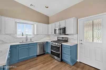 8000 Eagles Nest Lane, Prescott Valley, AZ 86314 - Photo 13