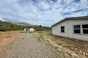 1770 S Piute Rd, Dewey-Humboldt, AZ 86327 - Photo 23