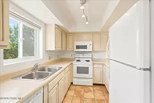 333 W Leroux St, Prescott, AZ 86303 - Photo 9