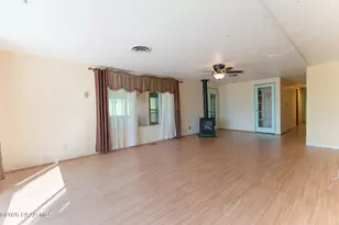1353 N Albino Trail, Dewey-Humboldt, AZ 86327 - Photo 21