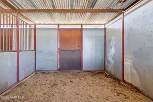 849 W Barbara Rd, Paulden, AZ 86334 - Photo 27