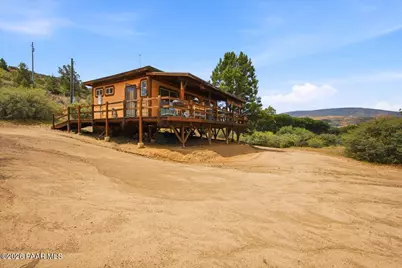 1921 S Peavine Road, Skull Valley, AZ 86338 - Photo 11