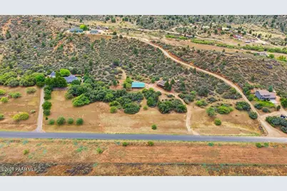1921 S Peavine Road, Skull Valley, AZ 86338 - Photo 19