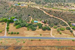 1921 S Peavine Rd, Skull Valley, AZ 86338 - Photo 19