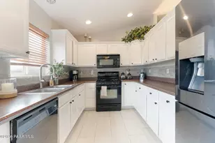 235 W Granada Dr, Paulden, AZ 86334 - Photo 5
