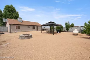 235 W Granada Dr, Paulden, AZ 86334 - Photo 21