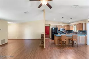 10817 E Turquoise Cir, Dewey-Humboldt, AZ 86327 - Photo 7