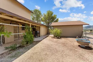 18112 S Spoon Rd, Peeples Valley, AZ 86332 - Photo 19