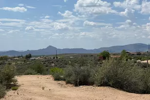 8180 S Bristol Blvd, Wilhoit, AZ 86332 - Photo 1