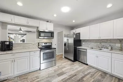 2830 N Cedar Springs Lane, Prescott Valley, AZ 86314 - Photo 15