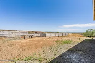17708 E Bluejay Dr, Mayer, AZ 86333 - Photo 27