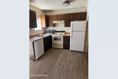 845 Sunset Avenue #E, Prescott Valley, AZ 86305 - Photo 3