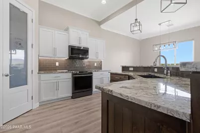 9480 E Pronghorn Lane, Prescott Valley, AZ 86315 - Photo 17
