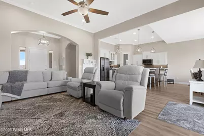 9480 E Pronghorn Lane, Prescott Valley, AZ 86315 - Photo 9