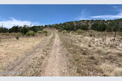 19055 N Butte Pass Road, Prescott, AZ 86305 - Photo 3